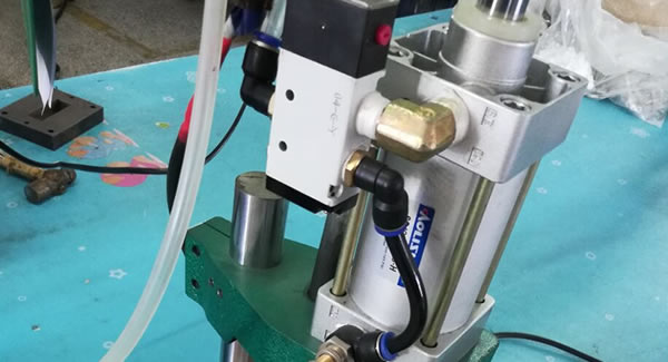 落實(shí)改善提案,努力提升東莞合頁(yè),東莞鉸鏈,東莞不銹鋼合頁(yè)品質(zhì)