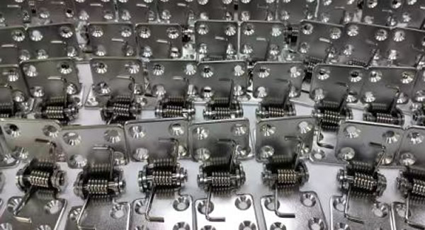 信賴廣有五金彈簧合頁(yè)，讓門(mén)的開(kāi)合變得更輕松|廣有五金&彈簧合頁(yè)