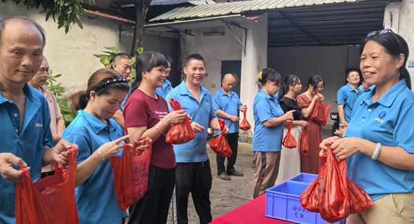 盛夏里的雙重甜蜜：藏在荔枝里的愛心與善意|廣有五金&東莞合頁
